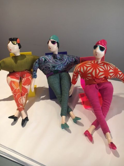 Sue Carmont Poseurs