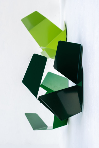 Container Uncontainer Green 06