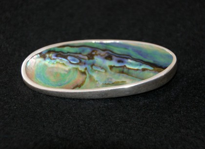 Oval Brooch - Ray Wade