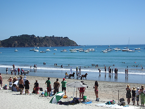 Onetangi Beach Races